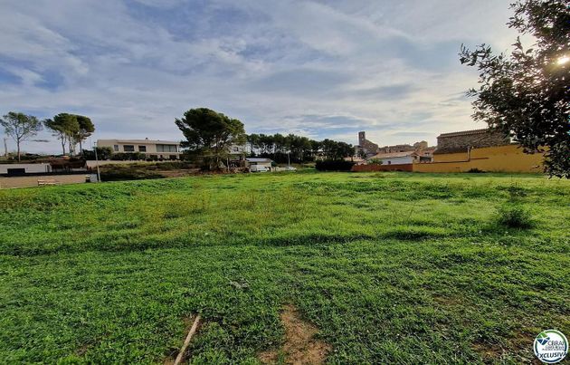 Foto 1 de Venta de terreno en Garriguella de 1604 m²