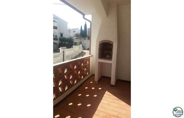 Foto 1 de Venta de casa en Port Esportiu - Puig Rom - Canyelles de 2 habitaciones con terraza y piscina