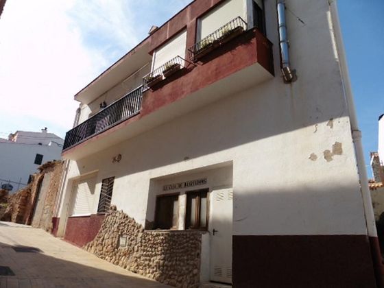 Foto 1 de Venta de casa rural en Vandellòs de 5 habitaciones con terraza