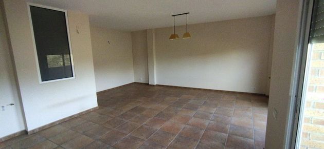 Foto 2 de Venta de casa en Sant Climent de Llobregat de 4 habitaciones con garaje