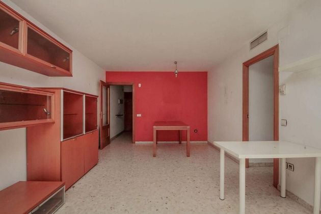 Foto 2 de Pis en venda a Esparreguera de 3 habitacions amb terrassa i garatge