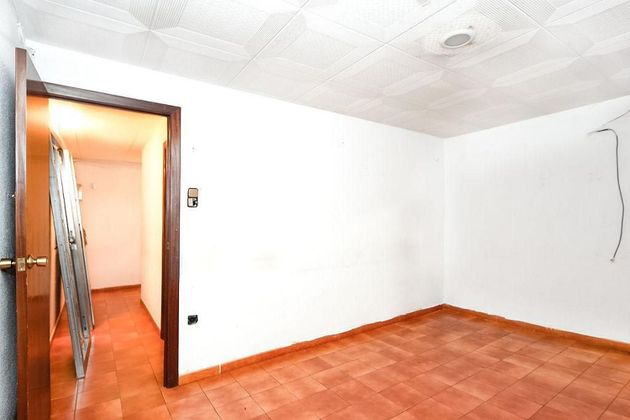 Foto 2 de Venta de piso en Les Planes de 2 habitaciones y 57 m²