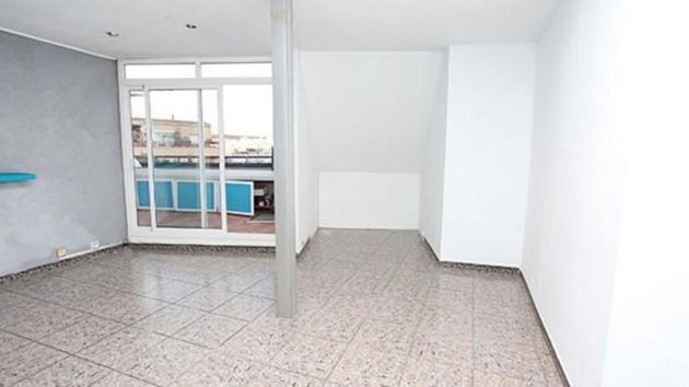 Foto 2 de Pis en venda a Sant Andreu de la Barca de 2 habitacions amb terrassa