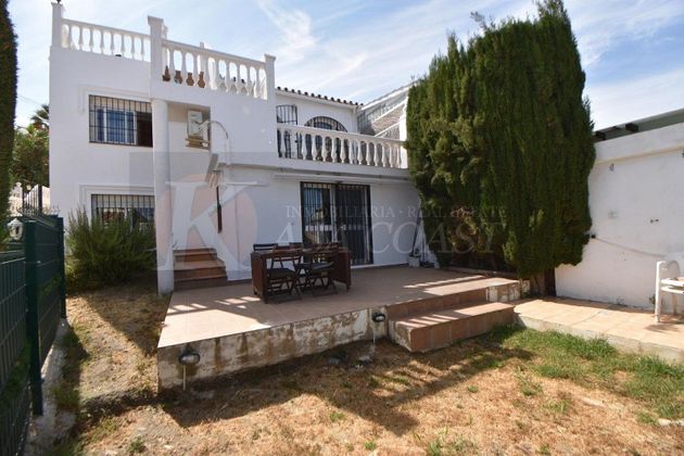 Foto 2 de Casa en venda a El Faro de Calaburra - Chaparral de 3 habitacions amb terrassa i jardí
