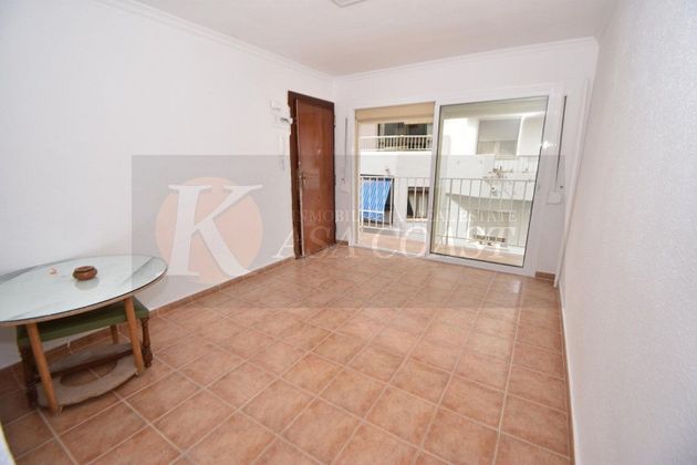 Foto 1 de Pis en venda a Zona Puerto Deportivo de 2 habitacions amb terrassa