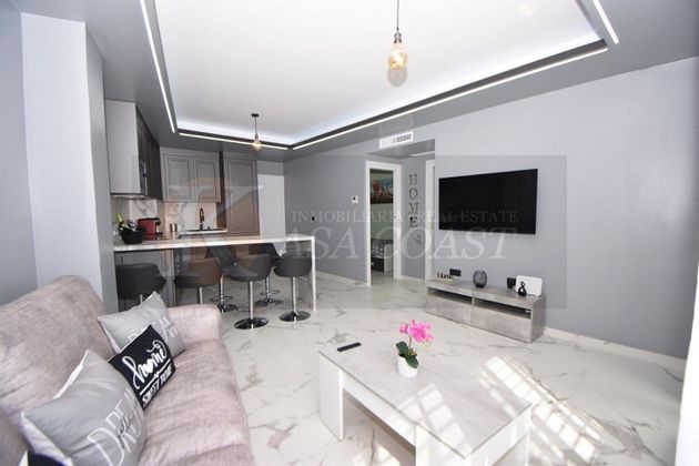 Foto 1 de Alquiler de piso en Centro Ciudad de 2 habitaciones con garaje y muebles