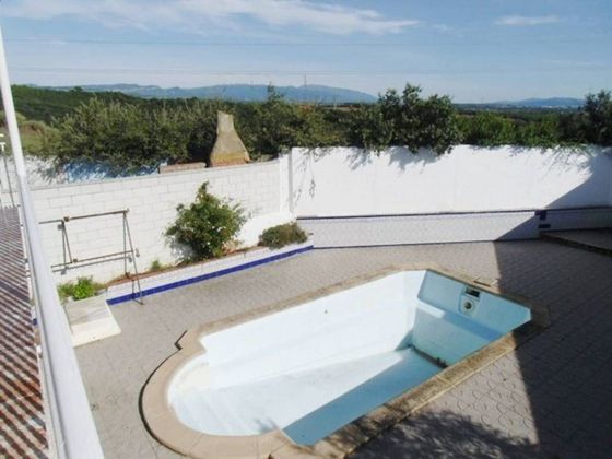 Foto 2 de Venta de casa en Polinyà de 3 habitaciones con terraza y piscina