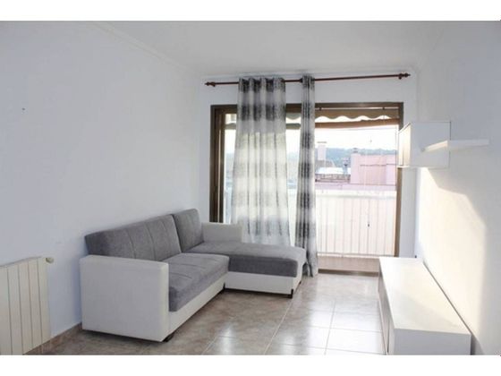 Foto 1 de Venta de piso en Polinyà de 3 habitaciones con balcón y calefacción