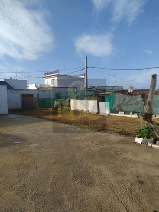 Foto 2 de Venta de terreno en Las Palmeras-Dehesilla de 930 m²