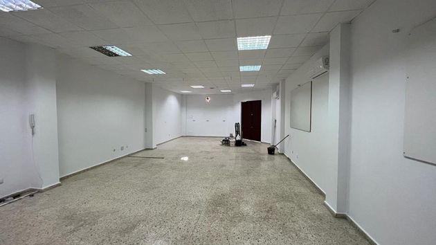 Foto 2 de Alquiler de oficina en calle Alcalde Garret y Souto de 100 m²