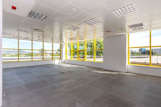 Foto 1 de Alquiler de oficina en Zona Industrial de 158 m²
