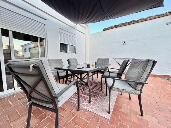 Foto 1 de Casa adossada en venda a Benaguasil de 3 habitacions amb terrassa i piscina