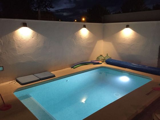 Foto 1 de Venta de casa adosada en calle Alfonso Eanes de 4 habitaciones con terraza y piscina