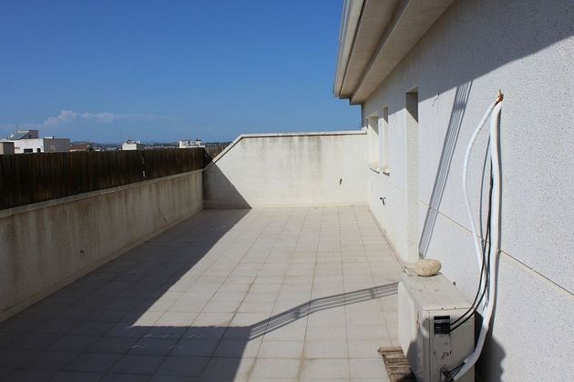 Foto 2 de Àtic en venda a Ponent - Barri de França de 2 habitacions amb terrassa i balcó