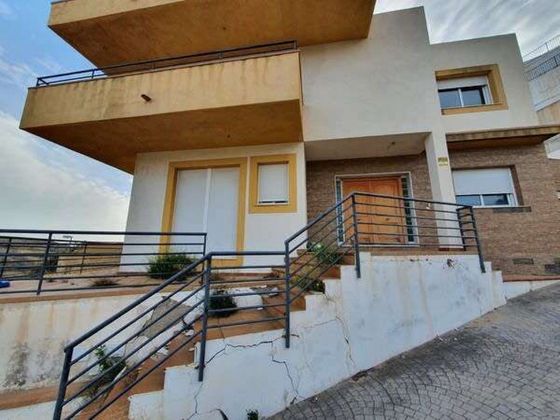 Foto 2 de Casa en venda a La Envía de 5 habitacions amb terrassa i piscina