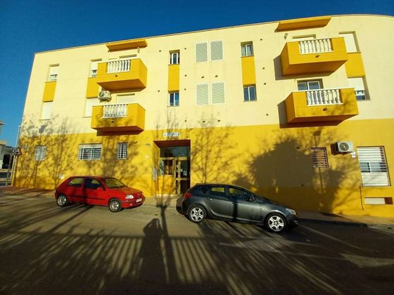 Foto 1 de Piso en venta en Las Cabañuelas de 2 habitaciones con terraza y garaje