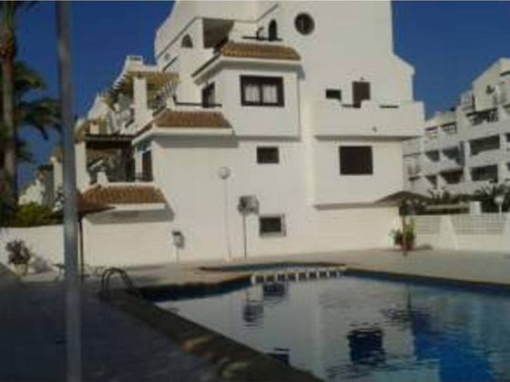 Foto 2 de Pis en venda a Playa de las Gaviotas-El Pedrucho de 1 habitació amb terrassa i piscina