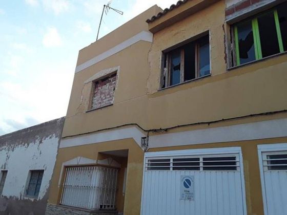 Foto 1 de Piso en venta en Los Nietos de 3 habitaciones con terraza y garaje