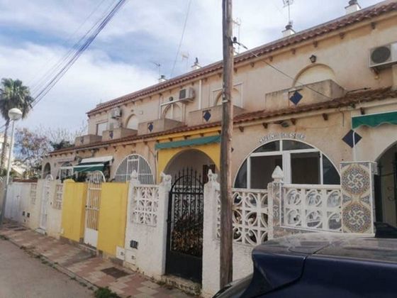 Foto 1 de Casa en venda a Los Narejos de 2 habitacions amb terrassa i jardí