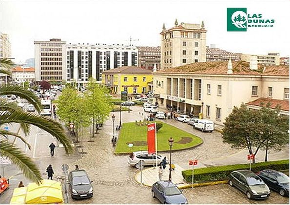 Foto 1 de Local en venda a Castilla - Hermida de 90 m²