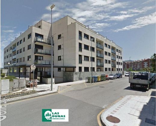 Foto 1 de Venta de piso en Astillero (El) de 2 habitaciones con terraza y garaje