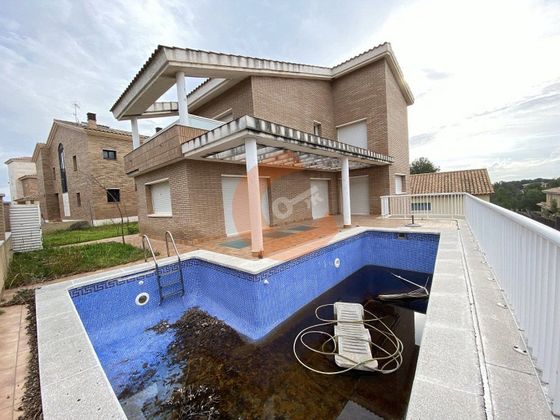 Foto 2 de Casa en venta en Bonanova de 5 habitaciones con terraza y piscina