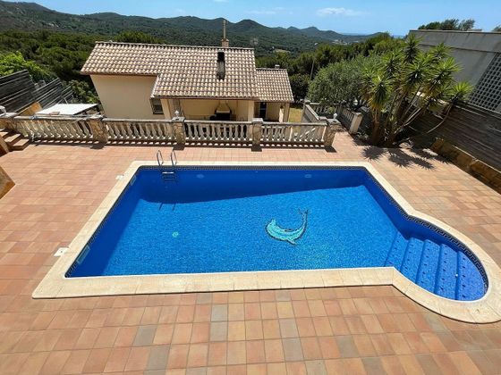 Foto 1 de Chalet en venta en Mas Mora - Sant Daniel de 3 habitaciones con terraza y piscina