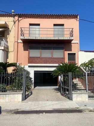 Foto 1 de Venta de chalet en Poblenou - L'Olivar Gran de 4 habitaciones con terraza y garaje