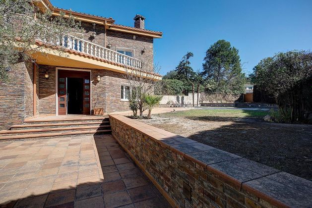 Foto 1 de Casa rural en venda a Òdena de 7 habitacions amb terrassa i piscina