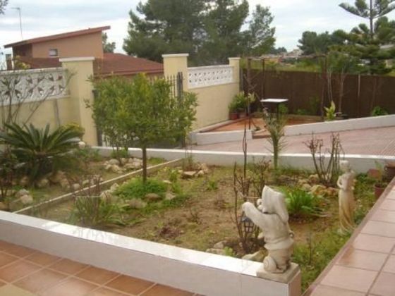 Foto 2 de Casa en venda a calle Los Algarrobos de 4 habitacions amb terrassa i piscina