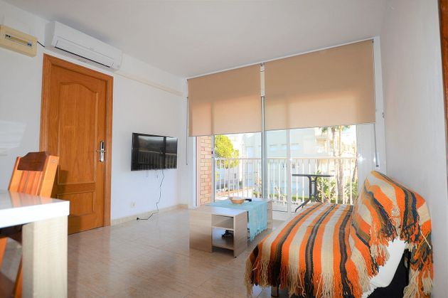 Foto 1 de Alquiler de piso en Marítim de 2 habitaciones con muebles y balcón