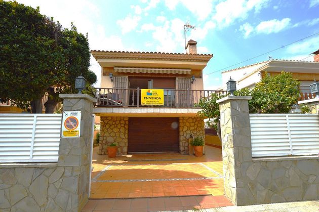 Foto 1 de Chalet en venta en Sant Salvador de 4 habitaciones con terraza y garaje
