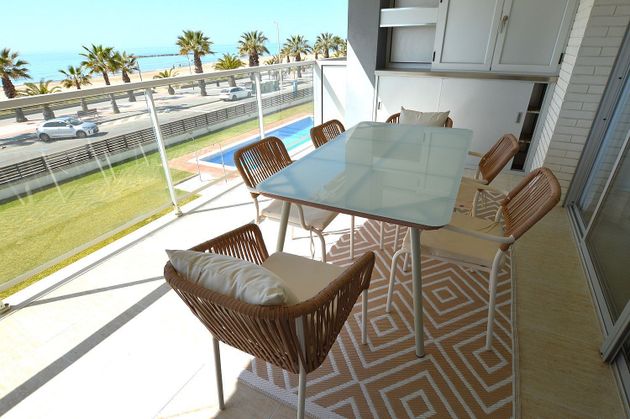 Foto 2 de Pis en lloguer a Pla de Sant Pere-Les Salines de 3 habitacions amb terrassa i piscina
