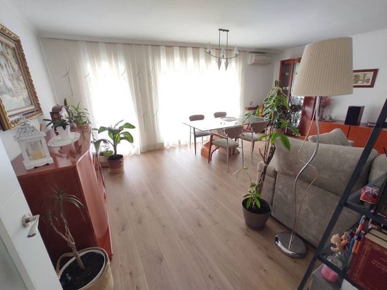 Foto 1 de Piso en venta en Poble Nou - Zona Esportiva de 3 habitaciones con garaje y balcón