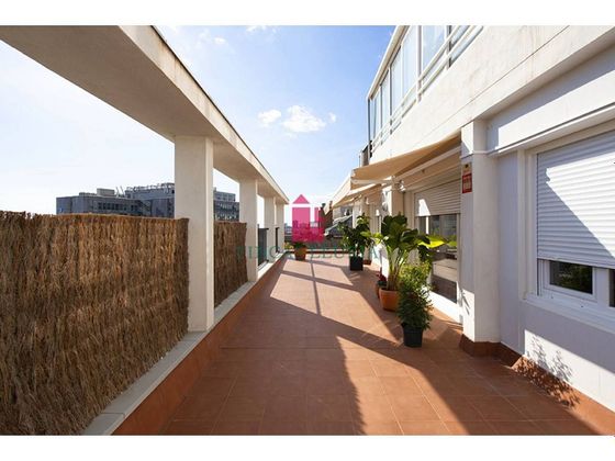 Foto 2 de Àtic en venda a Sant Gervasi - Galvany de 4 habitacions amb terrassa i balcó