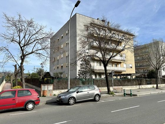 Foto 1 de Dúplex en venda a Estadi-Horta Vermella-Santa Anna de 3 habitacions amb terrassa i piscina