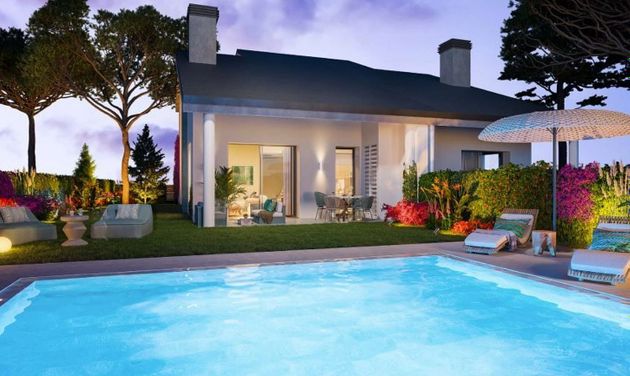 Foto 2 de Xalet en venda a Parquelagos - Puente Nuevo de 6 habitacions amb terrassa i piscina
