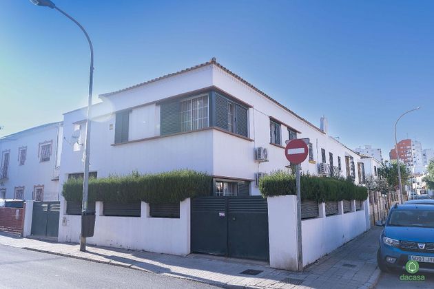Foto 1 de Casa en venda a Tráfico Pesado de 5 habitacions amb terrassa i balcó