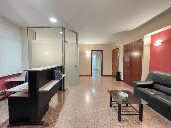 Foto 2 de Oficina en alquiler en calle De València con aire acondicionado y ascensor