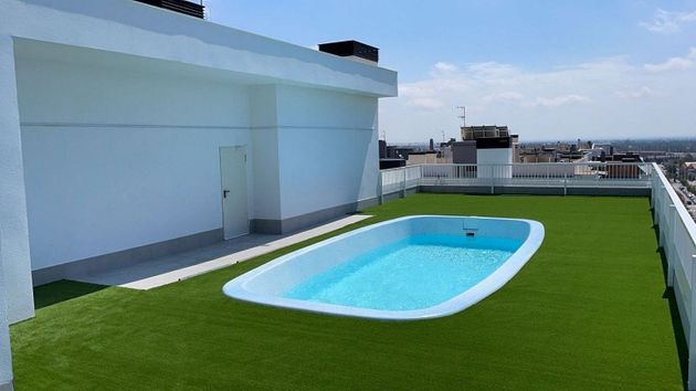 Foto 1 de Pis en venda a Sector V de 2 habitacions amb terrassa i piscina