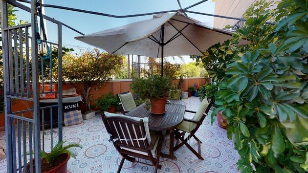 Foto 2 de Venta de casa en Perleta - Maitino de 3 habitaciones con terraza y piscina