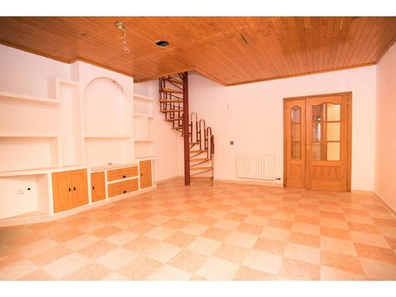 Foto 1 de Piso en venta en Magraners - Polígon del Segre de 3 habitaciones con balcón y calefacción