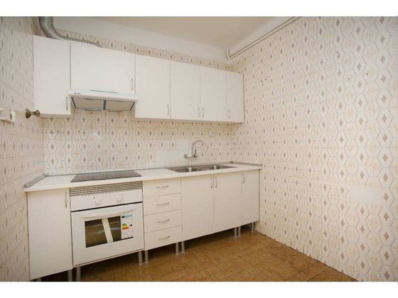 Foto 1 de Piso en venta en Centre Històric - Rambla Ferran - Estació de 3 habitaciones con calefacción