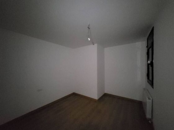Foto 2 de Piso en venta en Alcarràs de 3 habitaciones con garaje y calefacción