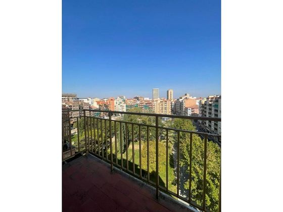 Foto 1 de Pis en venda a Príncep de Viana - Clot -Xalets Humbert Torres de 3 habitacions amb balcó i calefacció