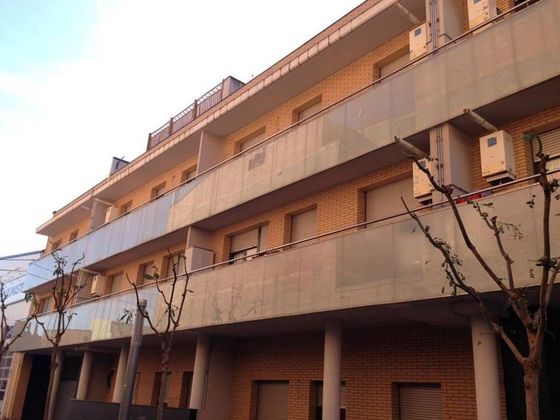 Foto 1 de Piso en venta en Alcarràs de 3 habitaciones con terraza y garaje