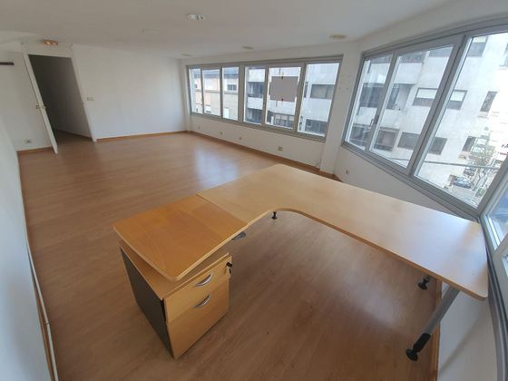 Foto 1 de Oficina en lloguer a Praza España - Casablanca de 100 m²