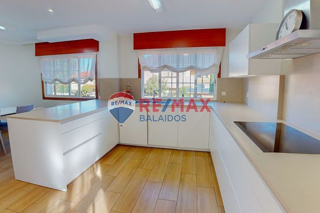Foto 1 de Xalet en venda a Alcabre - Navia - Comesaña de 6 habitacions amb terrassa i garatge