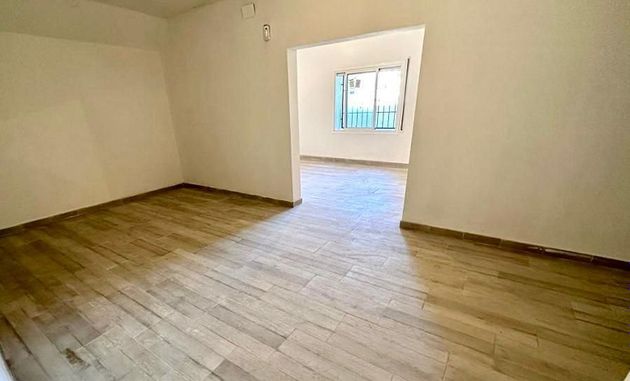 Foto 1 de Venta de piso en Santa Rosa - Can Mariner de 3 habitaciones y 125 m²