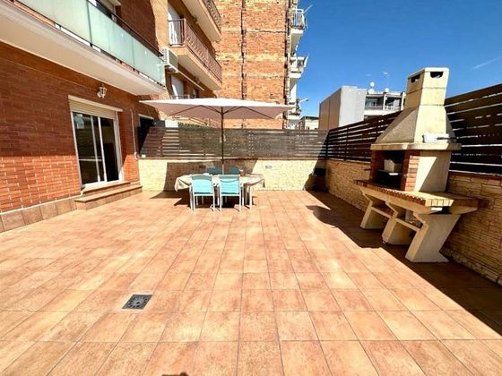 Foto 2 de Dúplex en venda a Centre - Santa Coloma de Gramanet de 4 habitacions amb terrassa i balcó